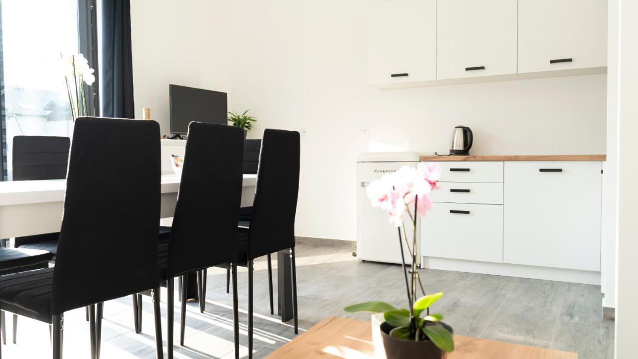 Osada Sluszewo - Apartamenty Restauracja Wydarzenia 格涅维诺 外观 照片